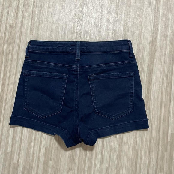 High waisted denim shorts - Picture 2 of 3